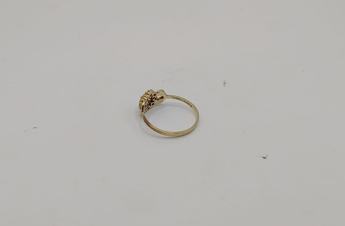 Anillo ORO 10k peso 1.4gr, usado