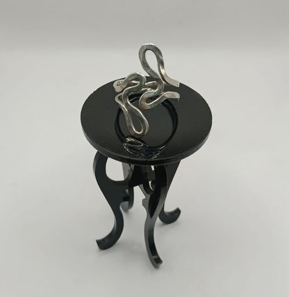 Anillo con diseño PLATA 925 peso 6.2gr
