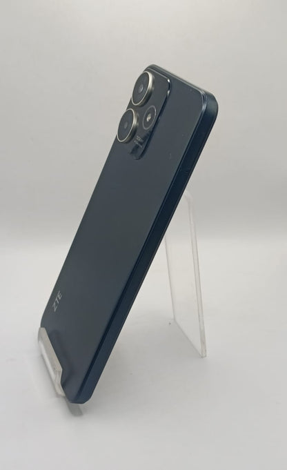 ZTE blade v50 128gb 4ram liberado, usado