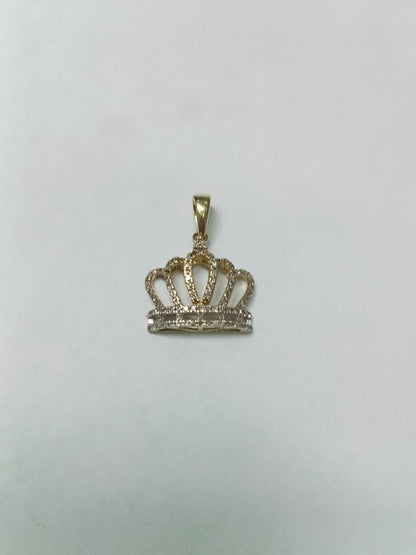 Dije de Corona en Oro 10k -Usado