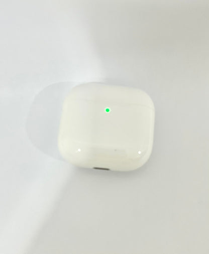 Audifonos Apple AirPods 4 color blanco USADOS