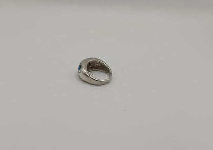 Anillo con sinteticos PLATA 925 peso 7.7gr, usado