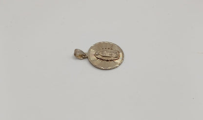 medalla redonda de Virgen PLATA 925 peso 6.6gr, usado