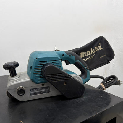 🔥 Lijadora de Banda MAKITA M9400 🔥