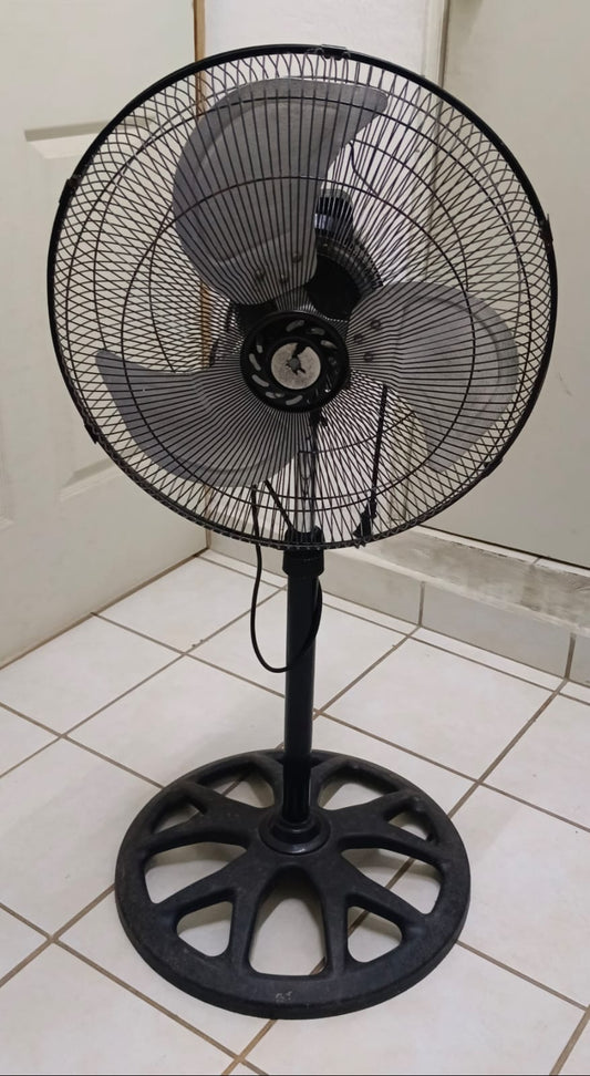 Ventilador 3 velocidades AZFAN, usado