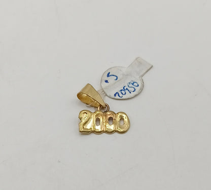 Dije #2000 ORO 10k peso .5gr