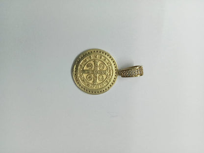 Dije San Benito en Oro 10k con Piedras – 2.6 g