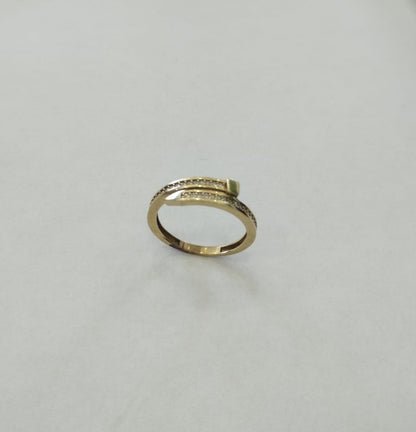 💎 ANILLO DE ORO 10K CON PIEDRAS INCRUSTADAS ✨