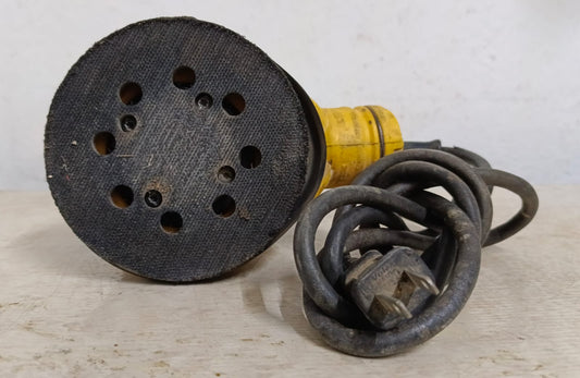 LIJADORA ORBITAL DEWALT