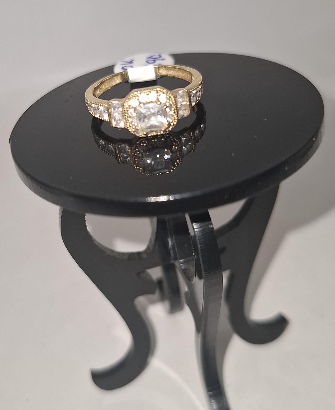 Anillo solitario ORO 10k peso 1.8gr, usado
