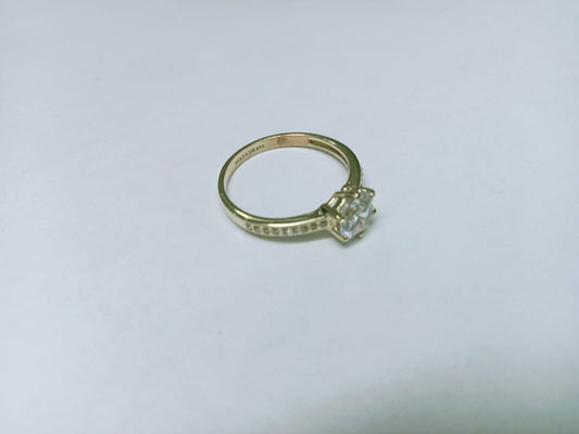 Anillo Solitario de Oro 10k – Talla 6.5
