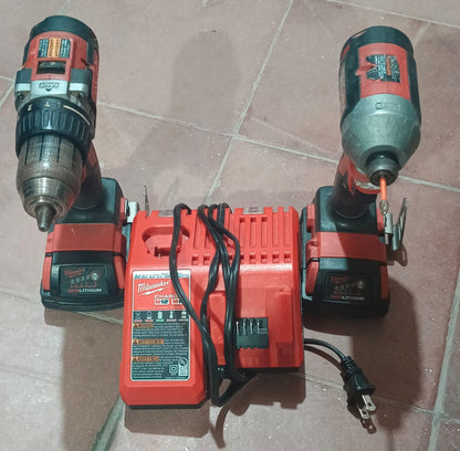 Kit de Taladros MILWAUKEE 2802-21 inalambricos con pila y cargador, usado