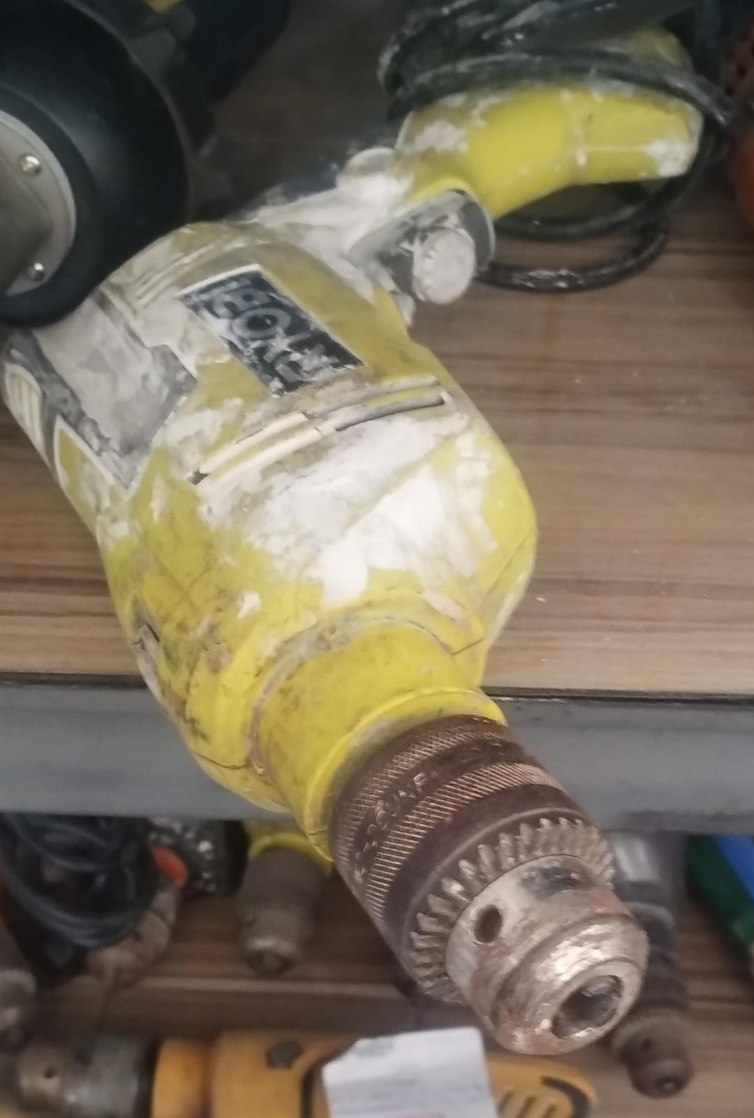 Taladro RYOBI hd4201, usado