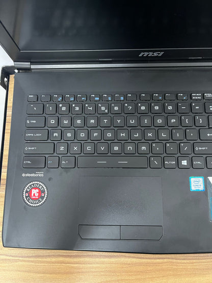 Laptop MSI Steel 133 Gb SSD Core i5 8 Ram
