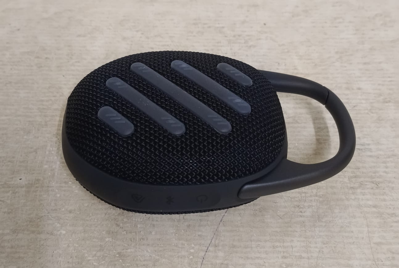 Bocina recargable JBL clip 5, usado