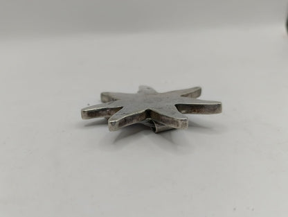Dije de estrella PLATA  peso 19gr, usado