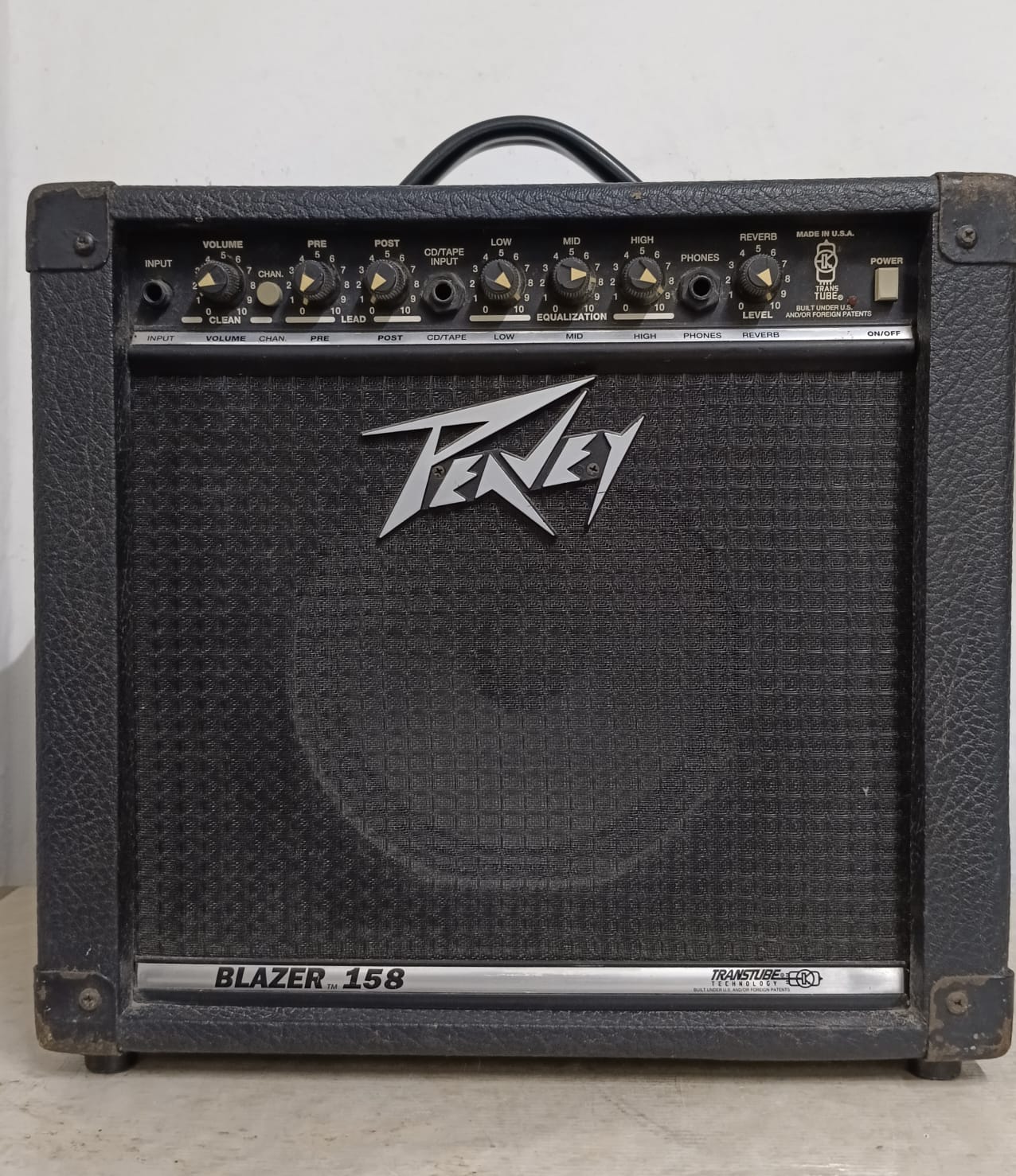 AMPLIFICADOR PARA GUITARRA PENKEY