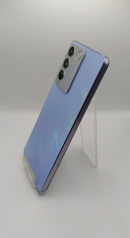 VIVO v25e 256gb 8ram liberado, usado