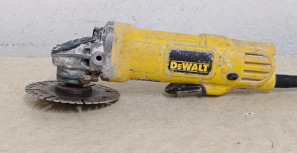 Esmeril DEWALT dwe4120-b3, usado