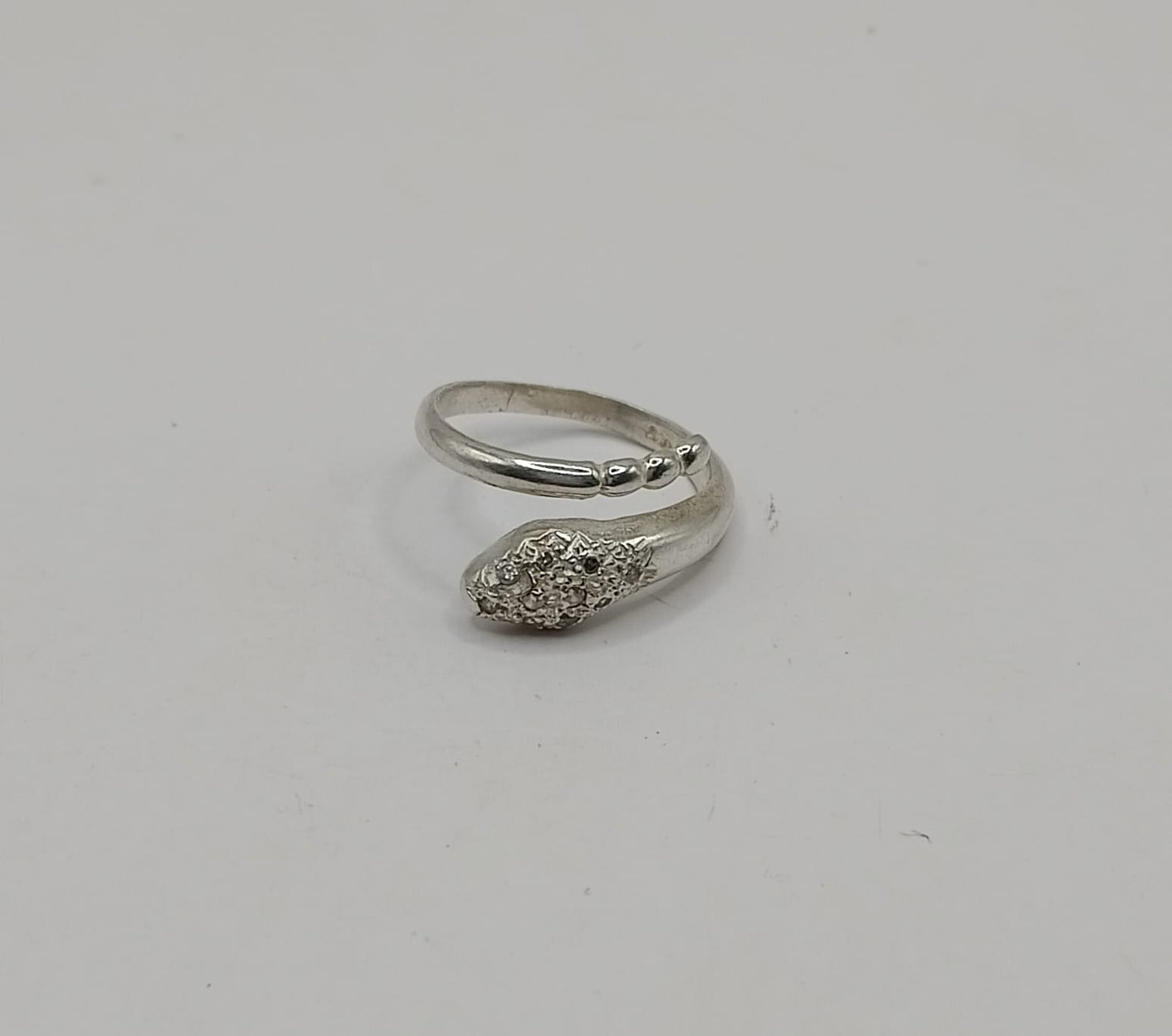 Anillo vibora PLATA 925 peso 3.1gr, usado