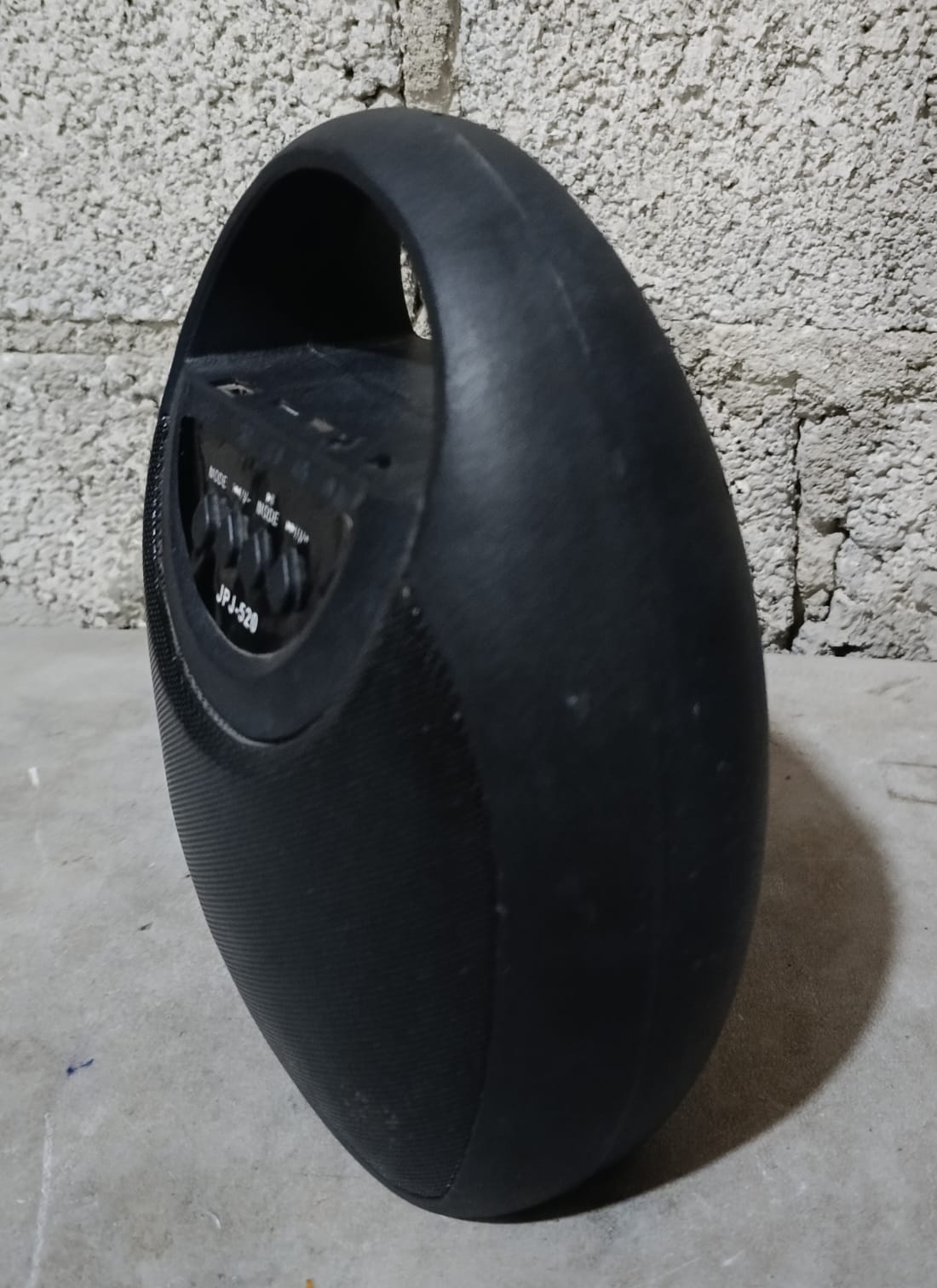 Bocina PONK jpj-520 recargable, usado