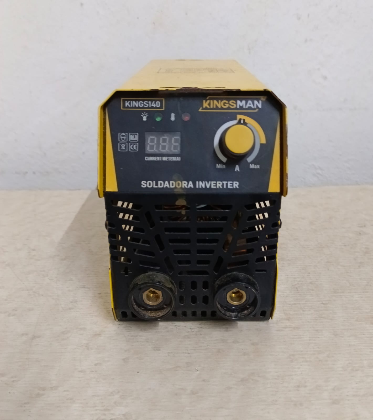 Soldadora de electrodos KINGSMAN, usado