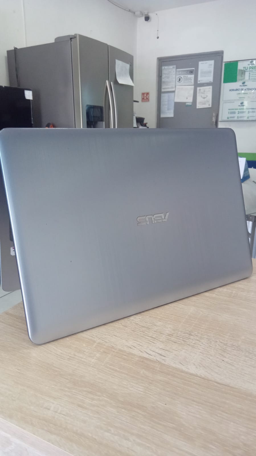 LAPTOP ASUS 500GB 4 RAM -USADA