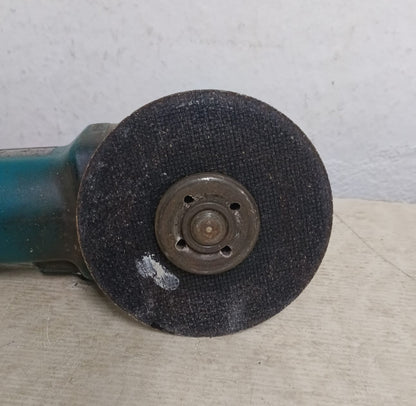Esmeril MAKITA 9554hn