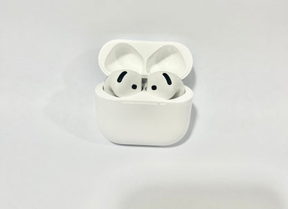 Audifonos Apple AirPods 4 color blanco USADOS