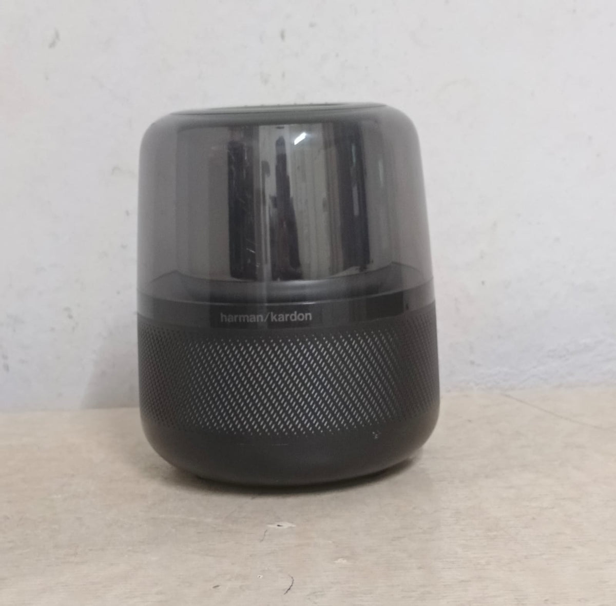 Bocina HARMAN KARDON aurelle, usado