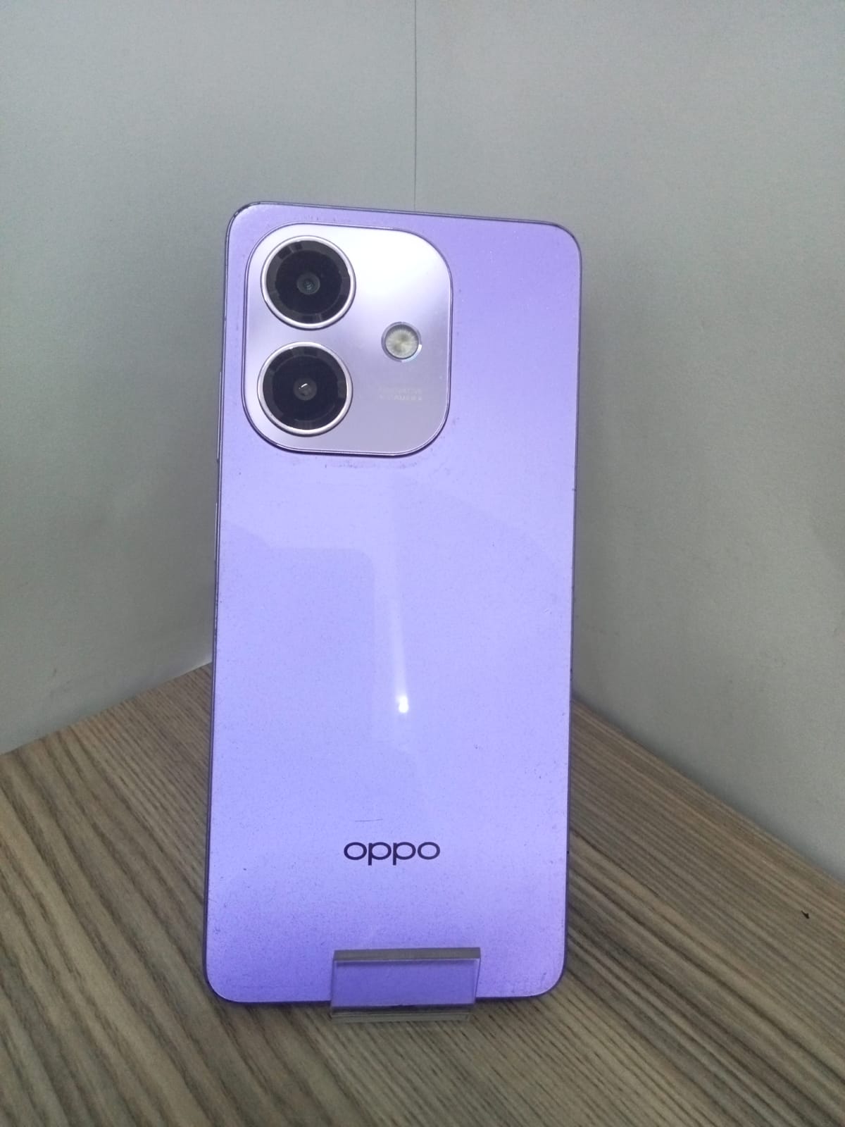 Celular Oppo A40 256gb 4 ram usado