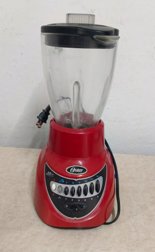 Licuadora OSTER blstag7982, usado