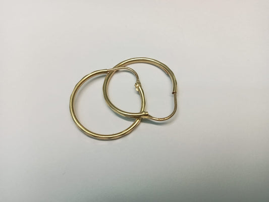 ✨ Par de Arracadas Diamantadas&nbsp;en Oro 10K ✨