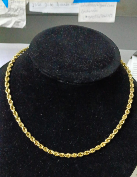 Collar Torzal ORO 10k peso 9.8gr, usado