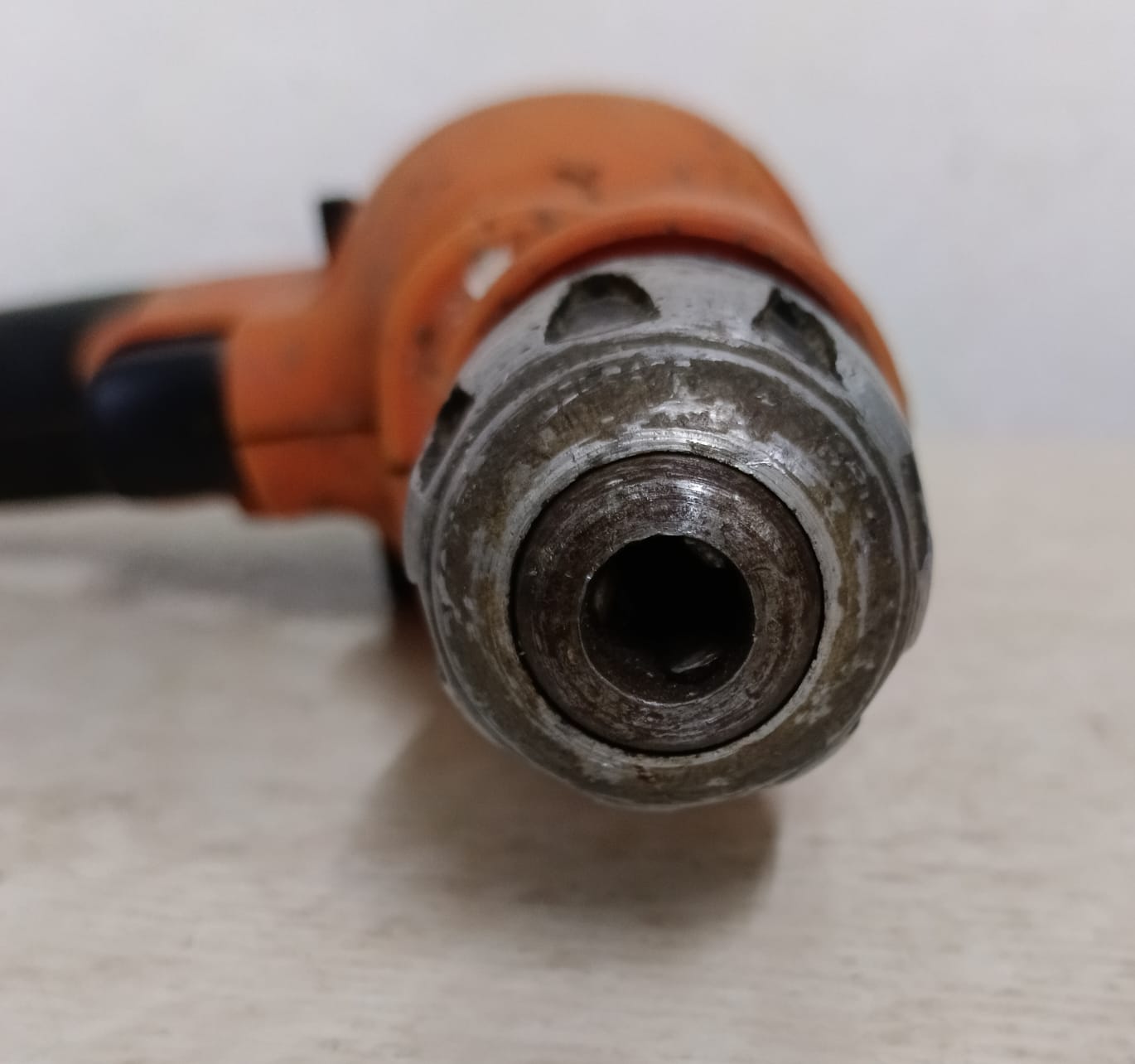Atornillador Black & Decker dr260, usado