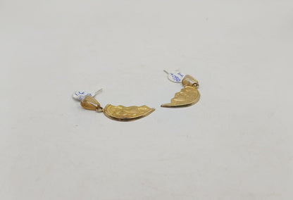 Dije de Corazon partido ORO 8k peso 3.2gr, usado