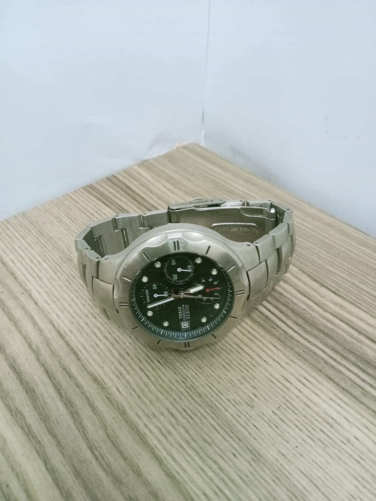 🕰️ Reloj GUESS