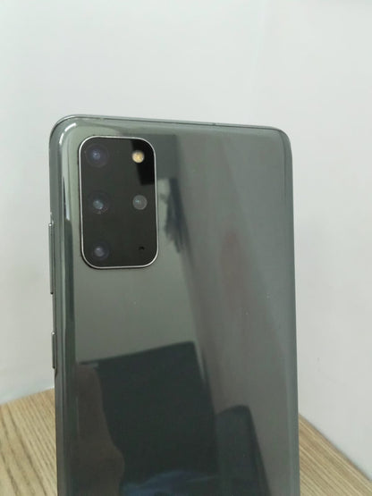 📱 Samsung Galaxy A20 (8GB RAM / 256GB almacenamiento)