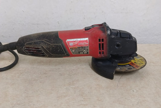 Mini esmeril MILWAUKEE 9r31, usado