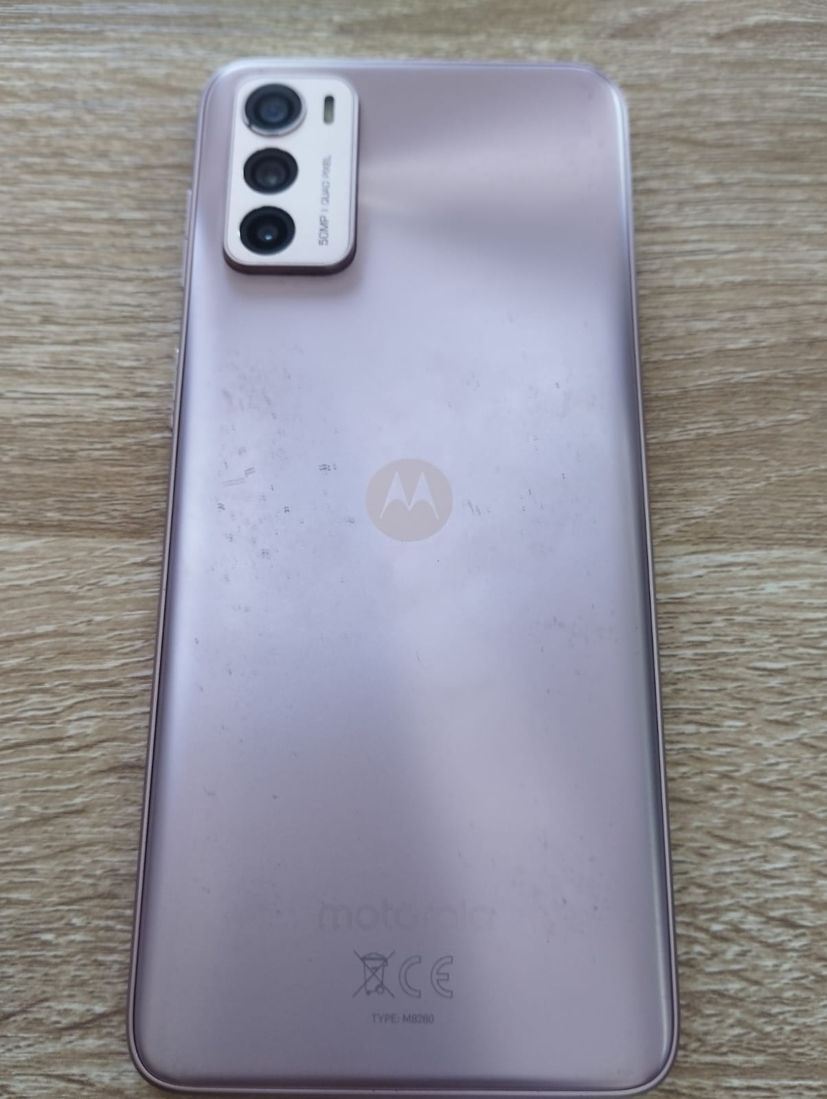 📱 MOTOROLA G42 – Excelente estado, gran rendimiento 🔹