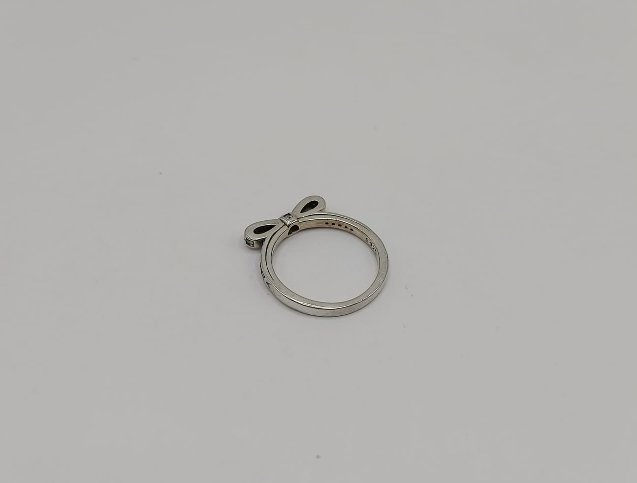 Anillo moño PLATA 925 peso 1.3gr, usado