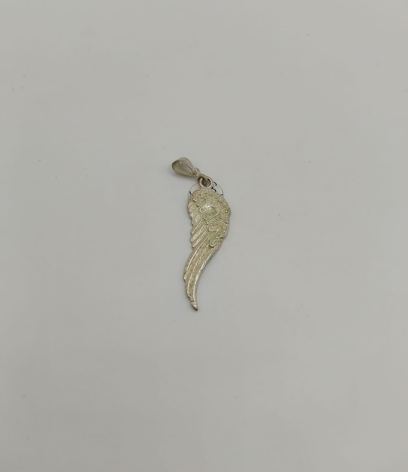Dije de Ala PLATA 925 peso 3.6gr, usado