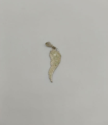 Dije de Ala PLATA 925 peso 3.6gr, usado