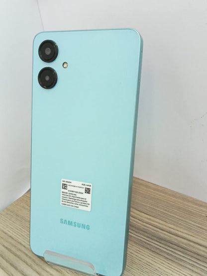 Samsung galaxy A06-usado