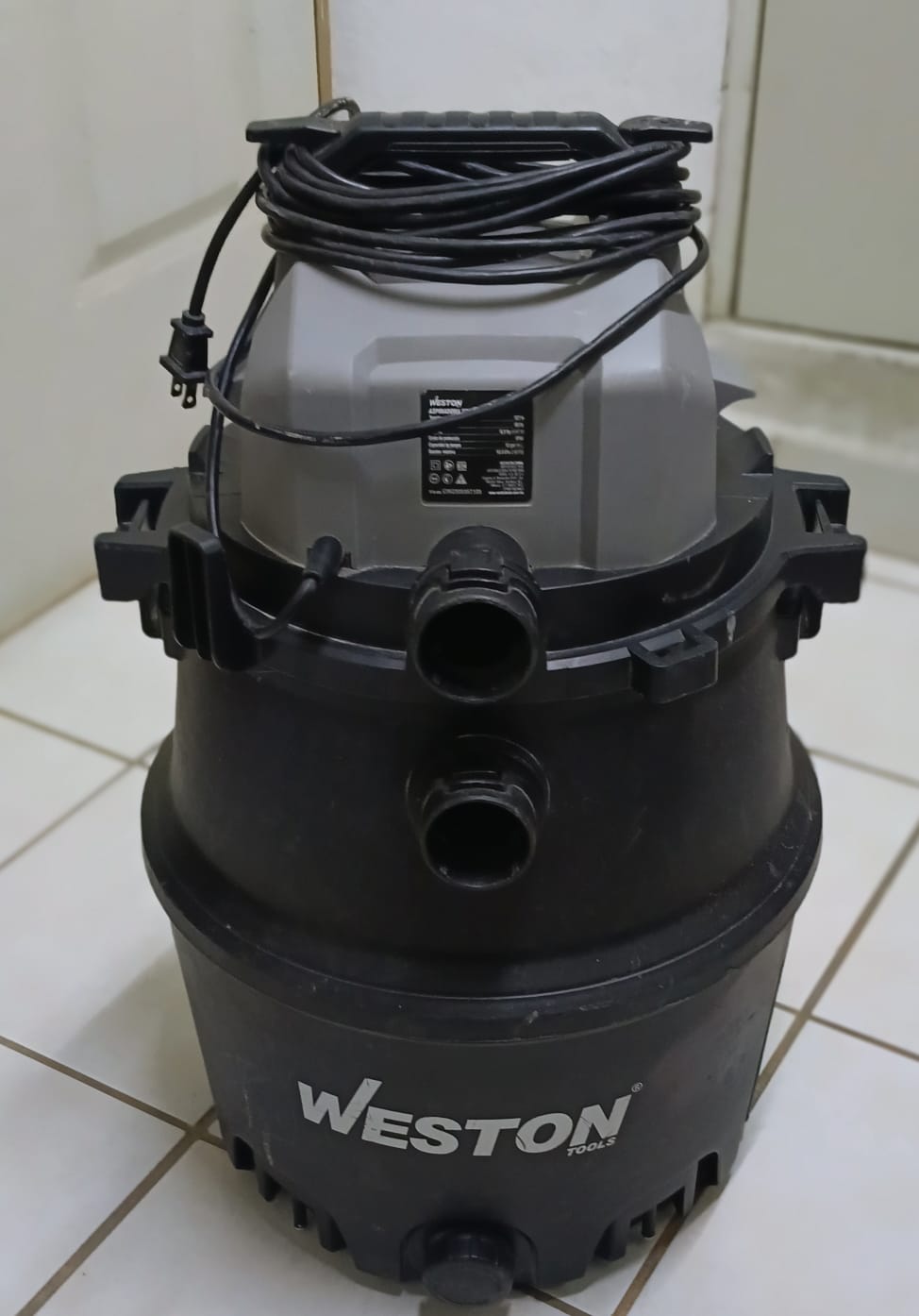 Aspiradora 16 galones WESTON cw-230, usado