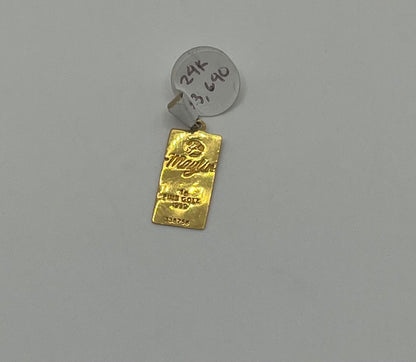 Dije de oro 18k pesa 1 gr 1.5 cm