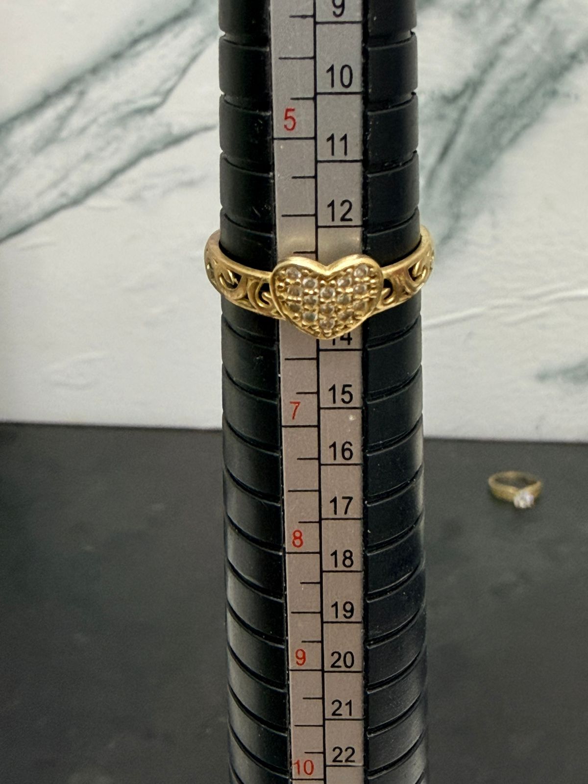 ANILLO DE CORAZON 10K 1.3 GR