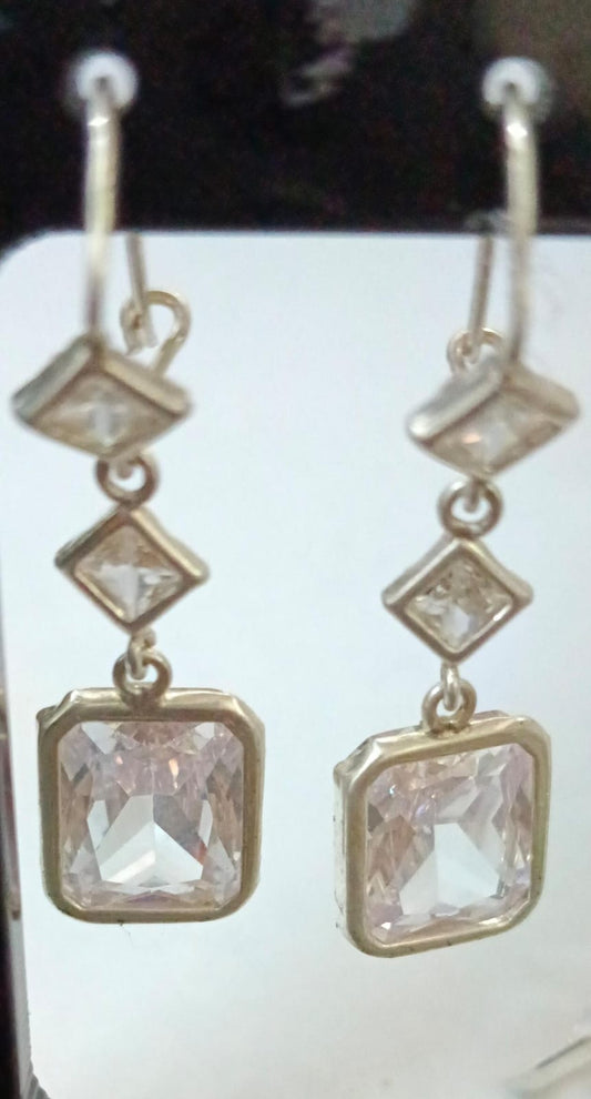 Aretes de cuadro con sinteticos PLATA 925 peso 6.3gr, usado