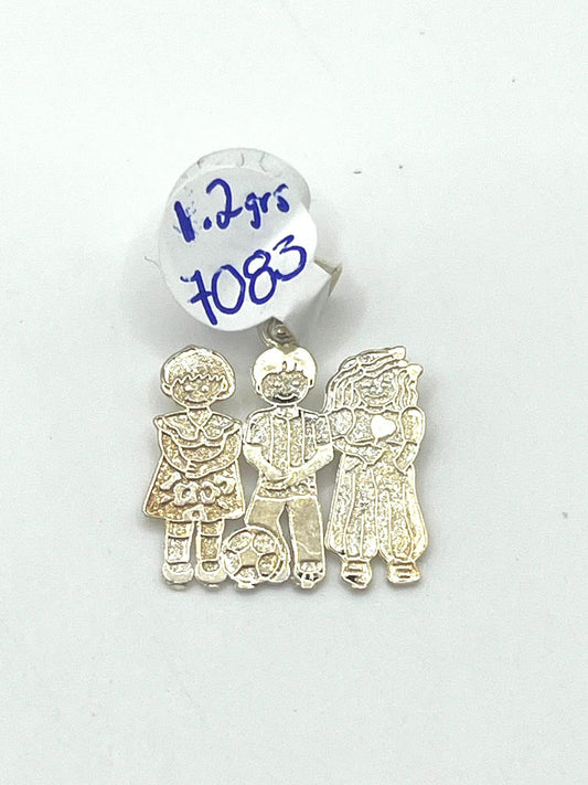 Dije de 3 niños baño de plata 2cm