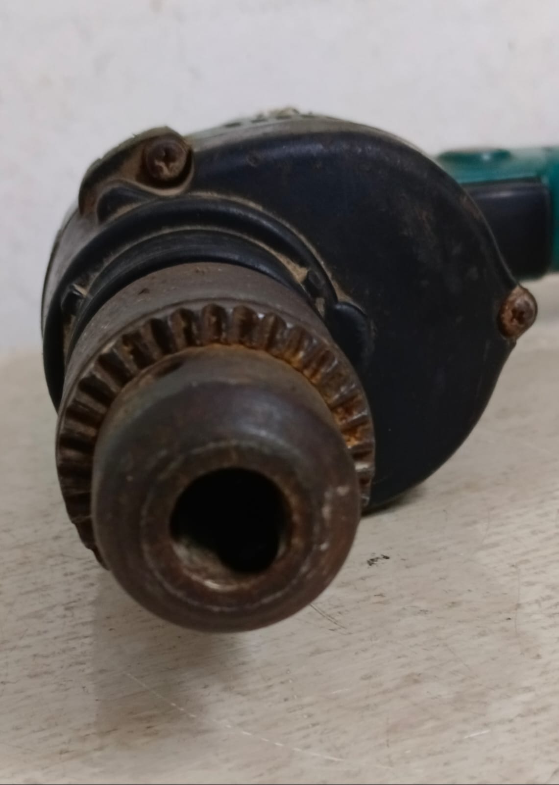 Taladro Makita hp1350, usado